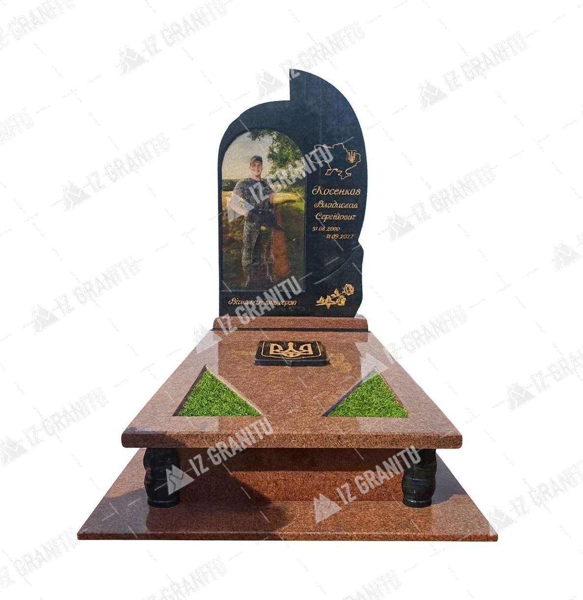 Пам'ятник для військових 25